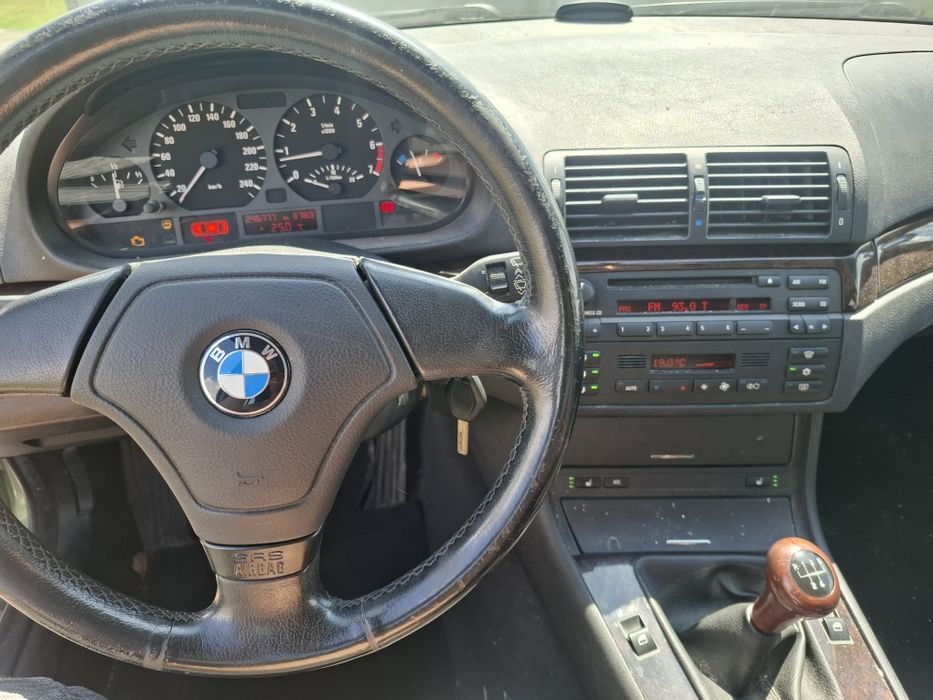 BMW E46 2.0 150KM 320i  6 cylindrów xenon