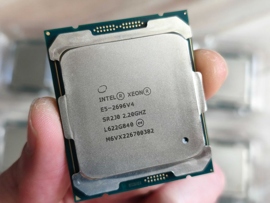 Xeon e5-2696v4 ( 22 ядер | 44 потоки ) turbo: 3.7 Ghz / tdp 150w