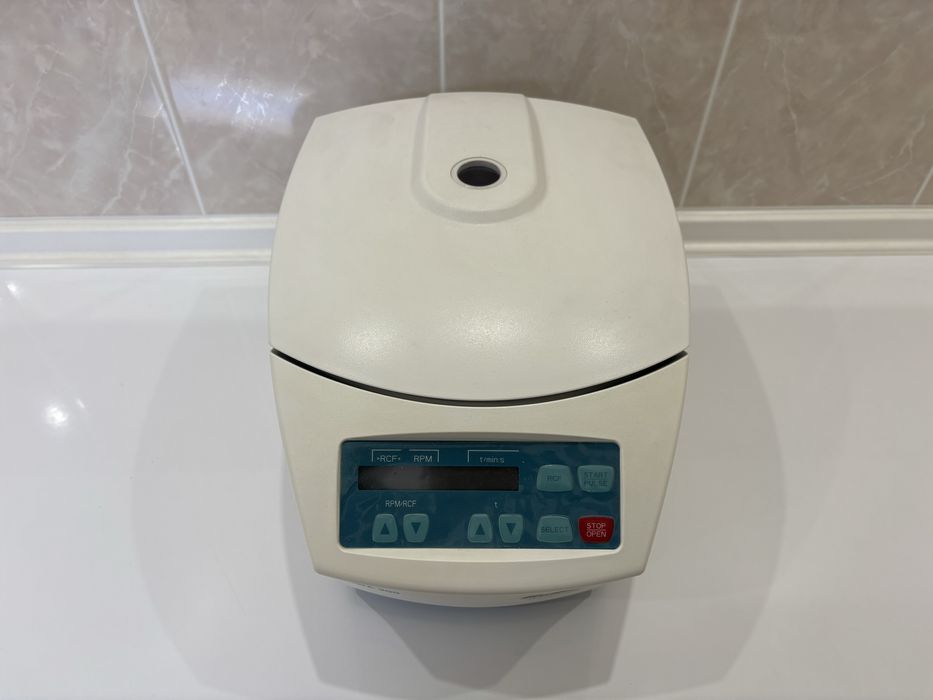 Центрифуга Hettich EVA 200