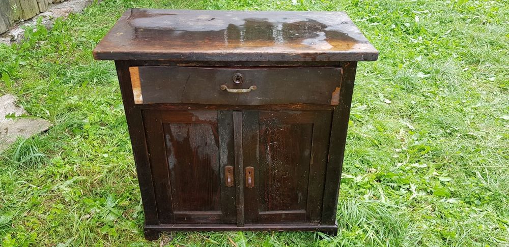 Tapicerka mebli i renowacja antyków