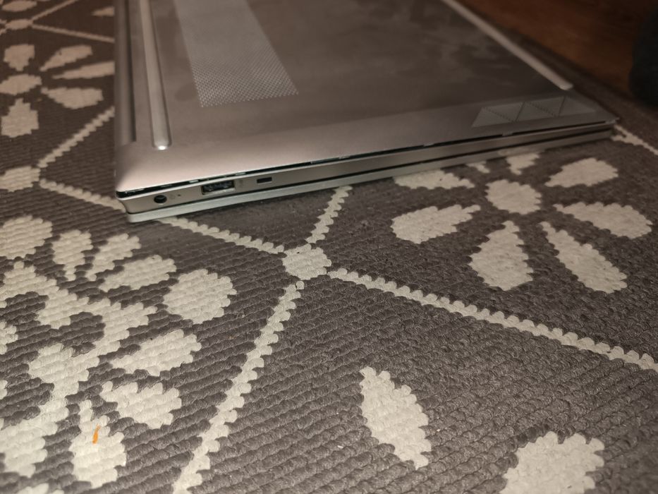 Hp pavilion 15 i5-1135G7