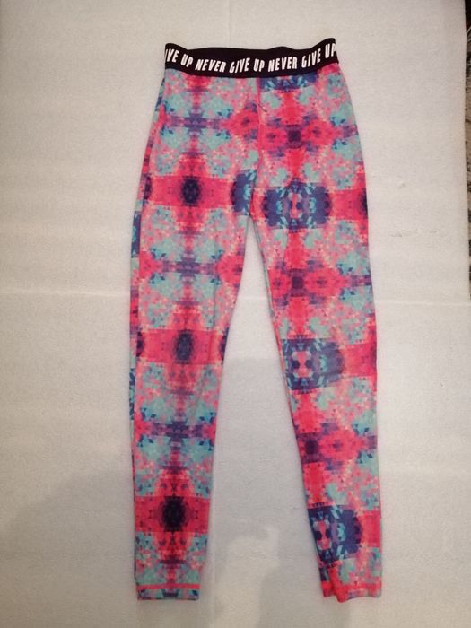 Legginsy, spodnie sportowe