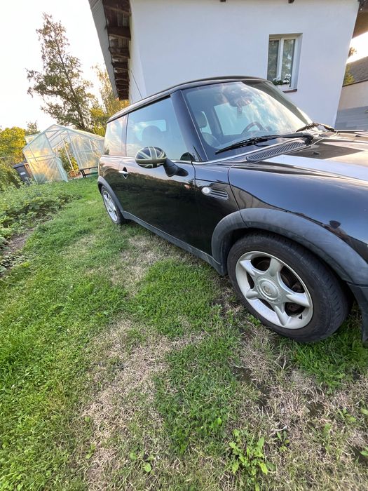 Samochód Mini cooper