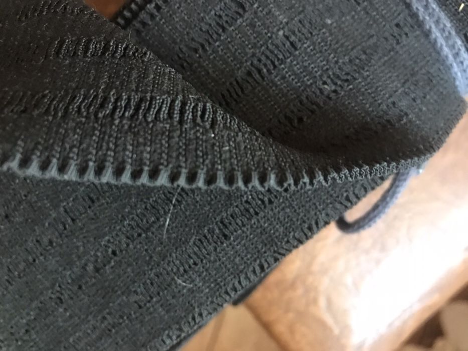 Резинка чорна/ біла