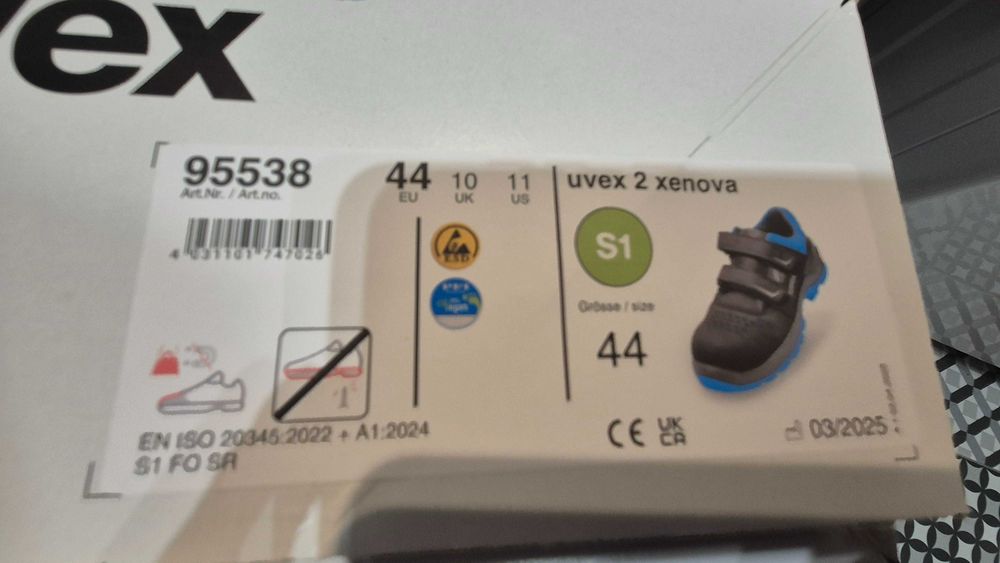 Sprzedam nowe buty firmy Uvex 2 Xenova rozmiar 44