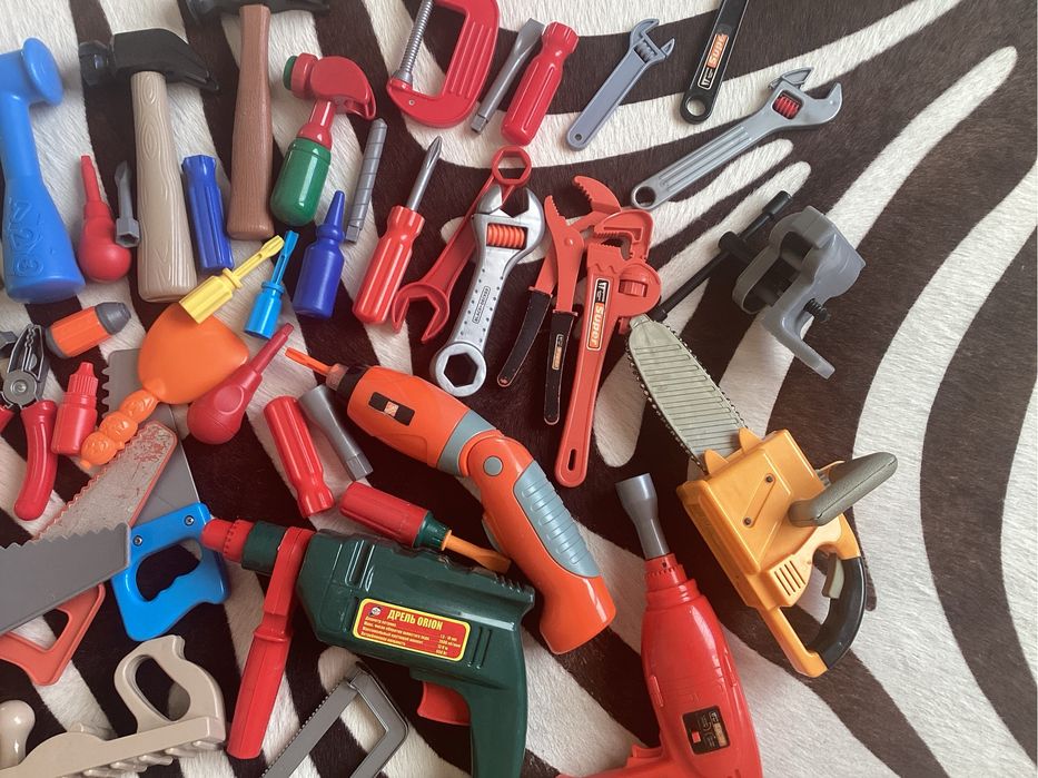 Дитячий набір інструментів.