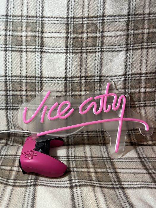 Вивіска Vice City
