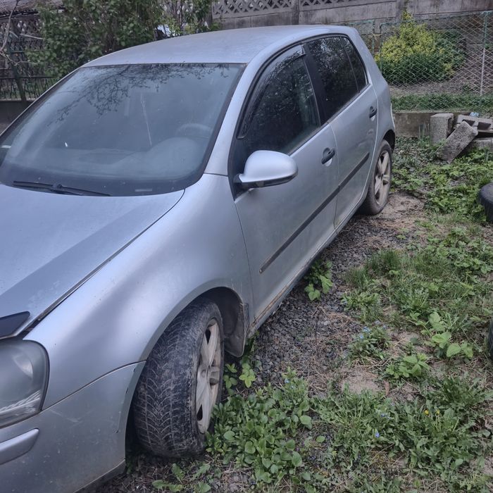 Доброго дня. До вашої уваги гольф 5