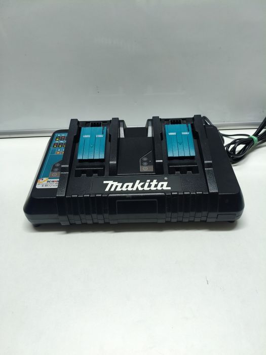 Makita DC18RD, Ładowarka dwuportowa 18v