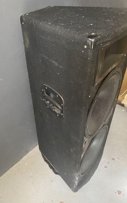 Концертная колонка 1 штука Laney CXT-215