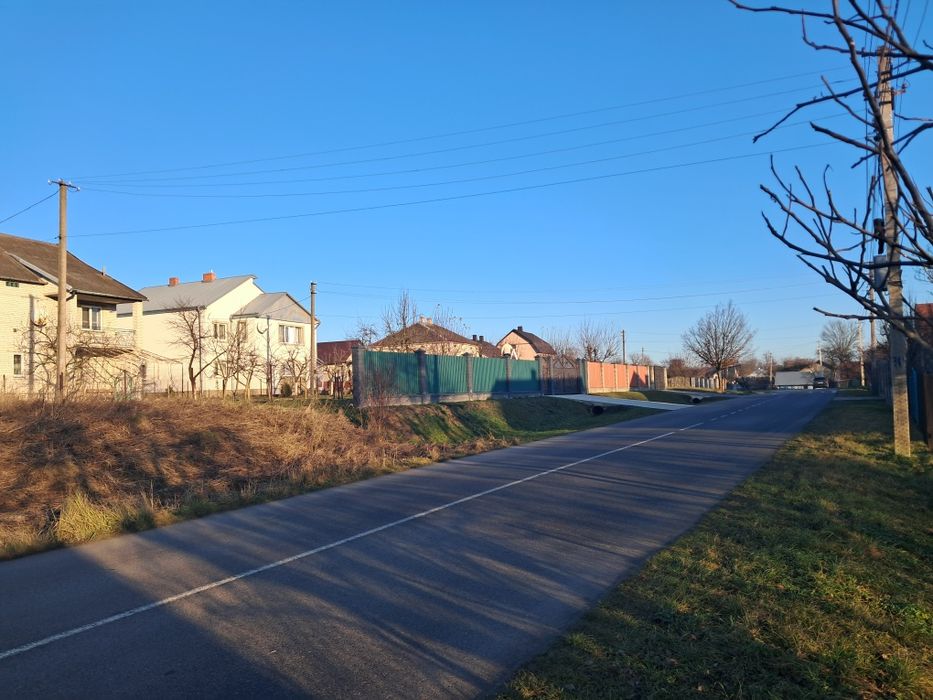 Продаж будинку з ділянкою в селі Піски (за Щирцем)