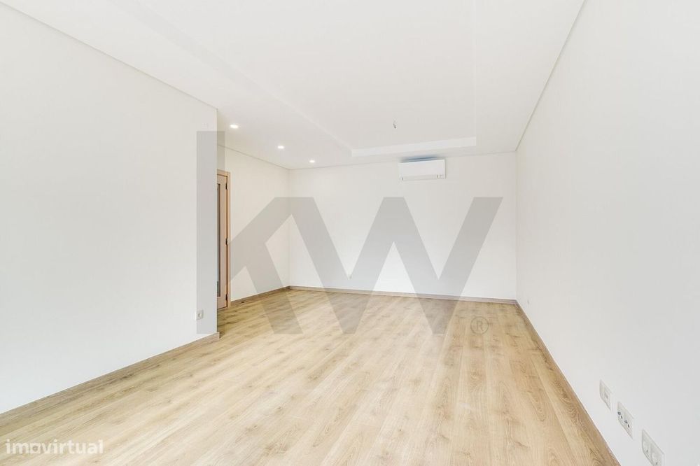 Apartamento T2 Novo nas Laranjeiras em Lisboa | Premium, Metro e Acess
