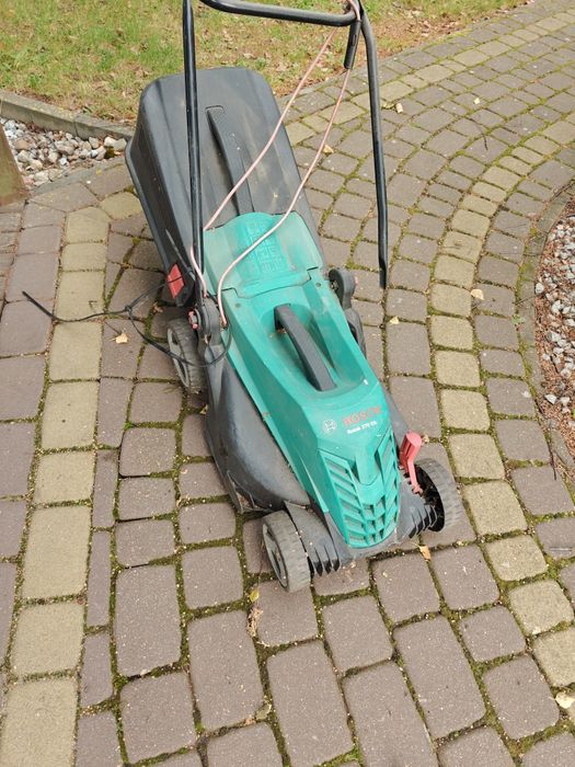 Kosiarka elektryczna Bosch rotak 370 er