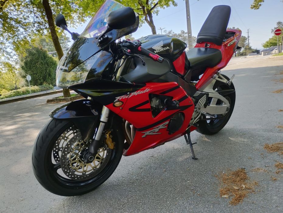 Honda CBR 900 (954)