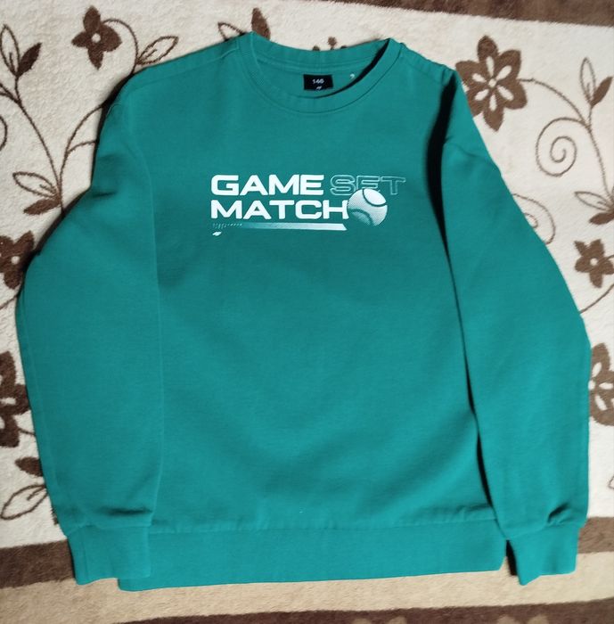 Bluza dresowa dla chłopca 4F rozmiar 146 stan idealny