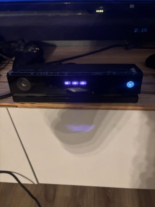 Xbox one +kinekt+pad+10 gier OKAZJA !