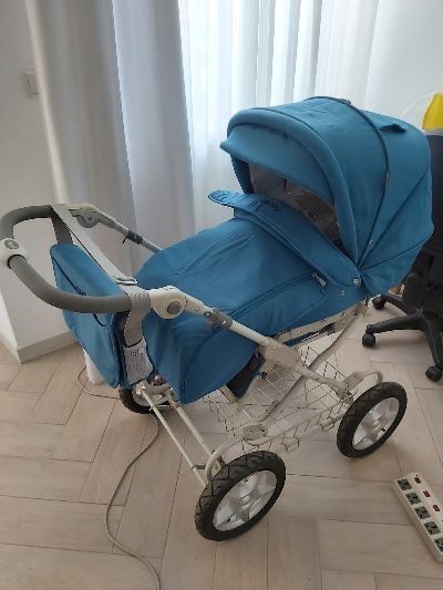 Дитячий візок 2 в 1 гарний стан