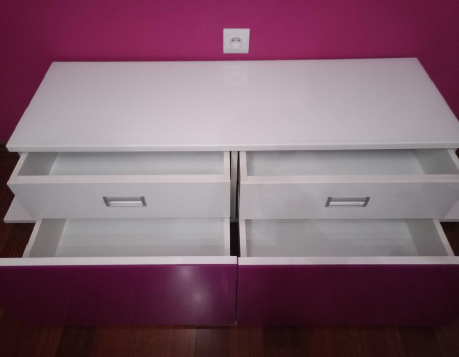 Szafka pod telewizor