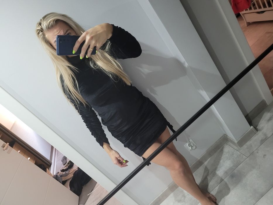 Nowa sukienka city chic welurowa