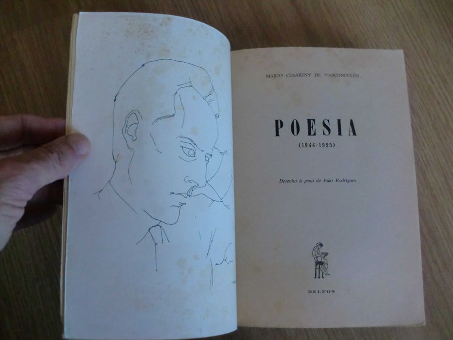 Poesia (1944/1955)
de Mário Cesariny de Vasconcelos - 1ª Edição