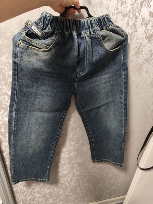 Продам пакет весняного одягу на дівчинку