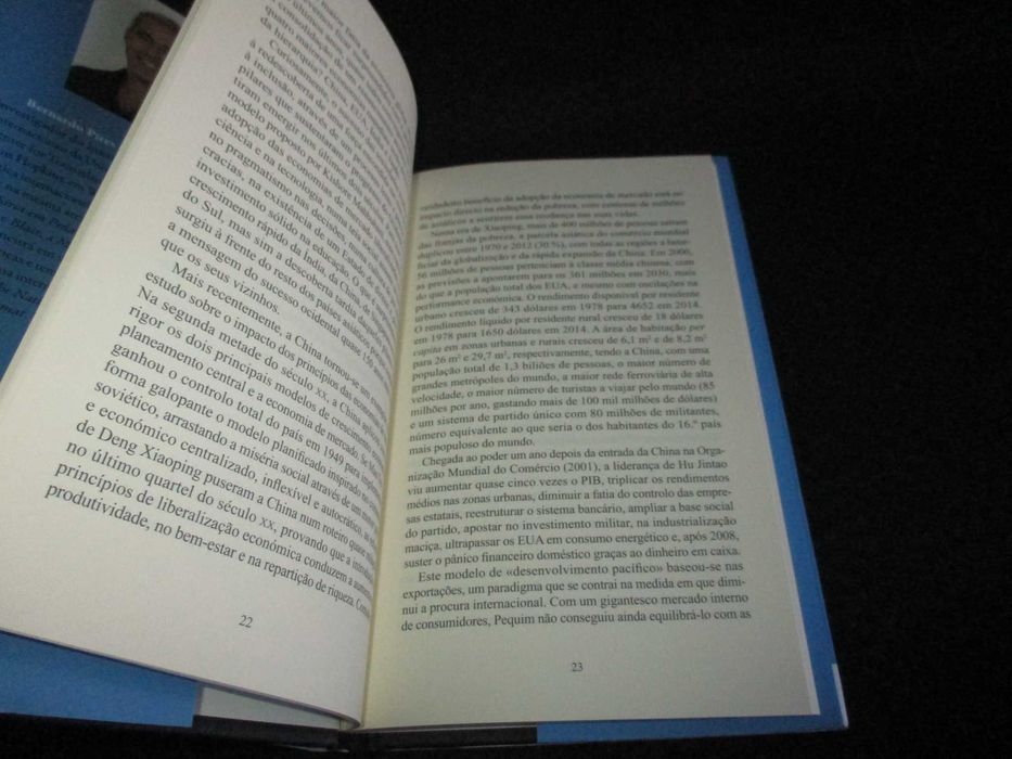 Livros da Fundação Francisco Manuel dos Santos Capa dura