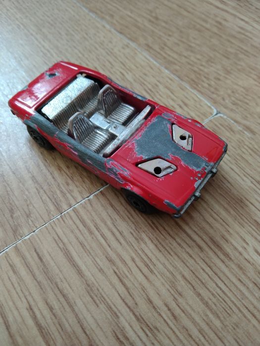 Matchbox Dodge Challenger 1975r