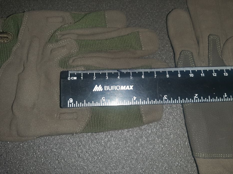 Перчатки тактические