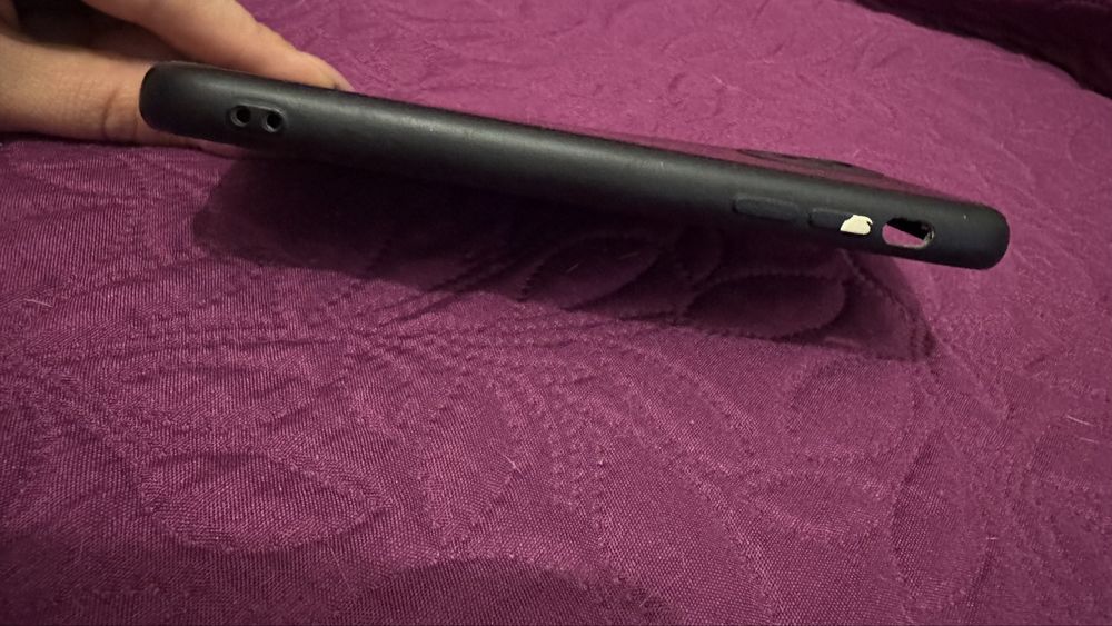 Capa iPhone 11 preta