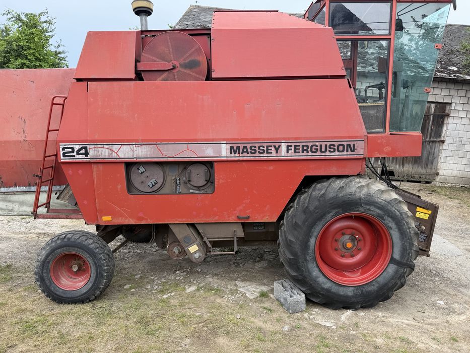 Kombajn Massey ferguson 24
