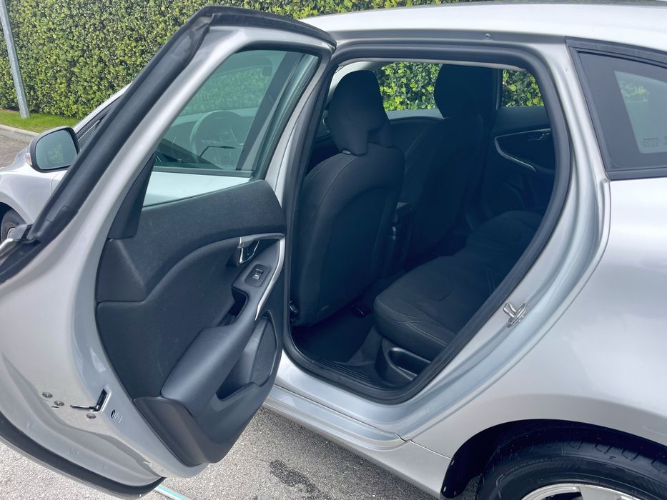 Volvo V40 D2 1.6D start & stop