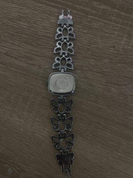 Gucci годинник !