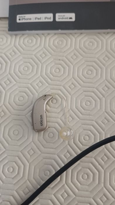 Aparelho medico Auditivo Oticon - Auricular esquerdo +Dry cap UV3