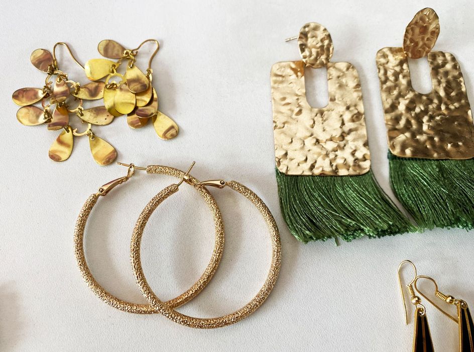 Coleção de 14 pares de brincos, tudo NOVO!