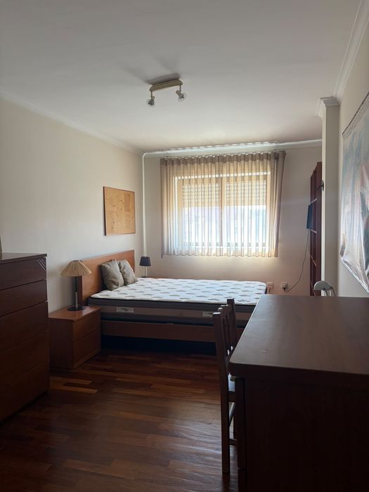 Quarto em T2 Vila Nova de Gaia