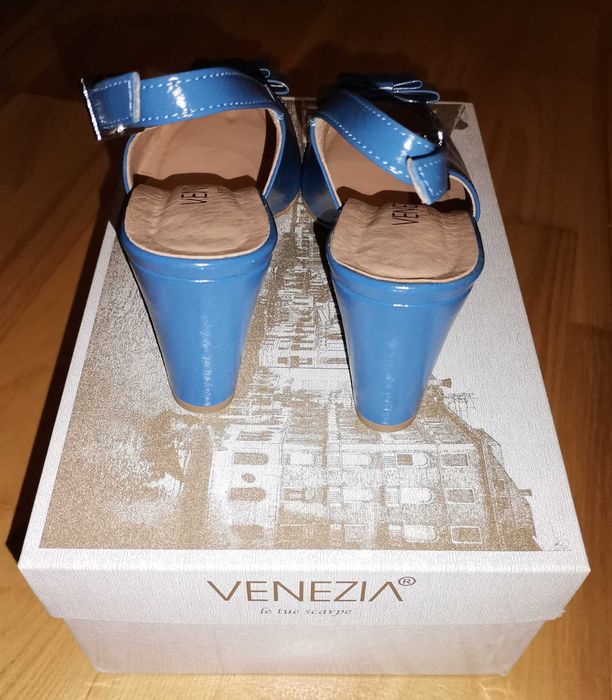 Nowe buty Venezia