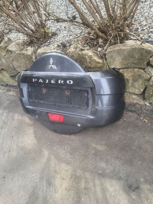 Osłona koła zapasowego pajero