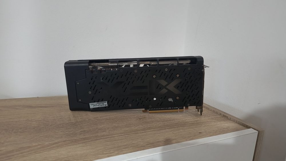 Placa gráfica AMD Radeon RX 5600xt 6gb xfx