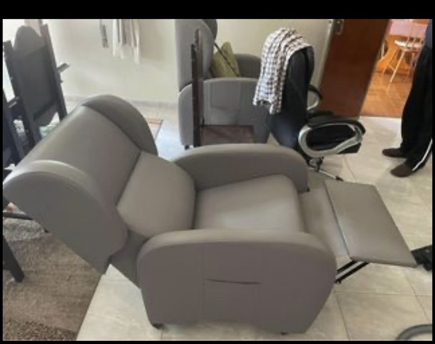 Cadeirão articulado