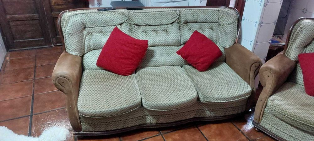 Sofás usados em boas condições