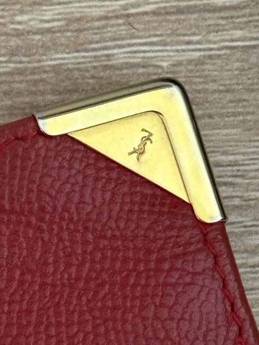 вінтажний червоний шкіряний гаманець Yves Saint Laurent