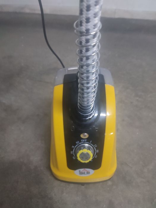 Ferro  de passar a vapor vertical