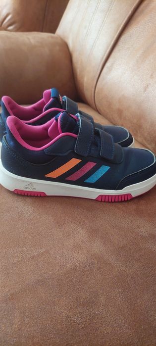 Кросівки adidas, розмір 34, стан відмінний