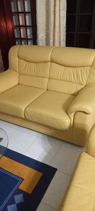 Vendo sofa em pel em muito bom estado