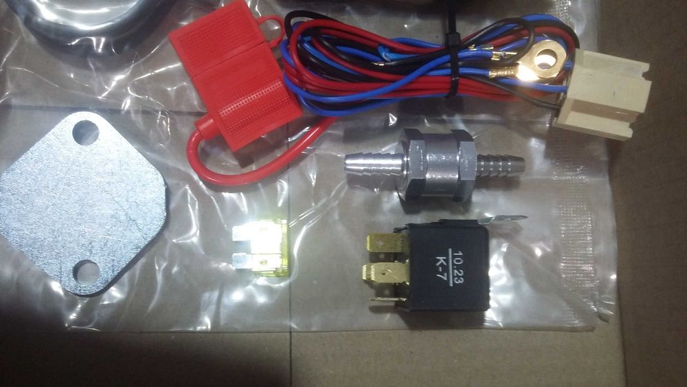 Электробензонасос низкого давления Ваз,Москвич ,Таврия Комплект