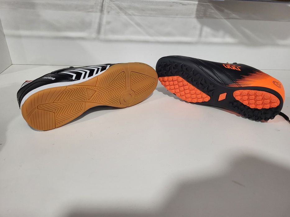 Спортивне взуття