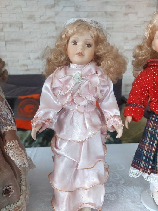 Lalki Porcelain Doli