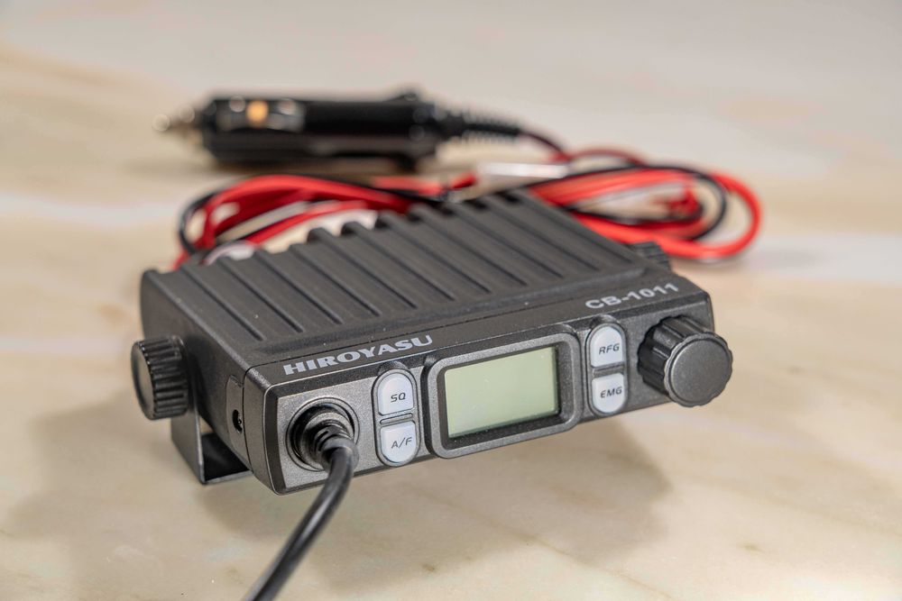 Radio CB de 8W com 40 canais em AM e FM, Novo!