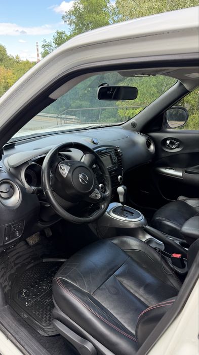 Автомобіль Nissan Juke