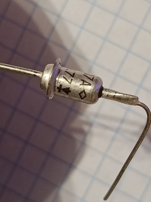 Стабілітрон 2С107А